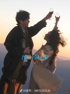 ẢNH ĐẾ SỢ VỢ