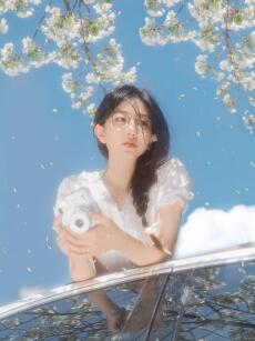 HOÁ RA TÔI CHỈ LÀ NỮ PHỤ TRONG TIỂU THUYẾT