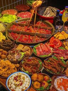 TIỆM ĂN NHỎ NỔI TIẾNG TRỊ LIỆU CHO HÀNG NGÀN VẠN THỰC KHÁCH